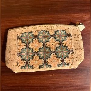 Cork made coin purse